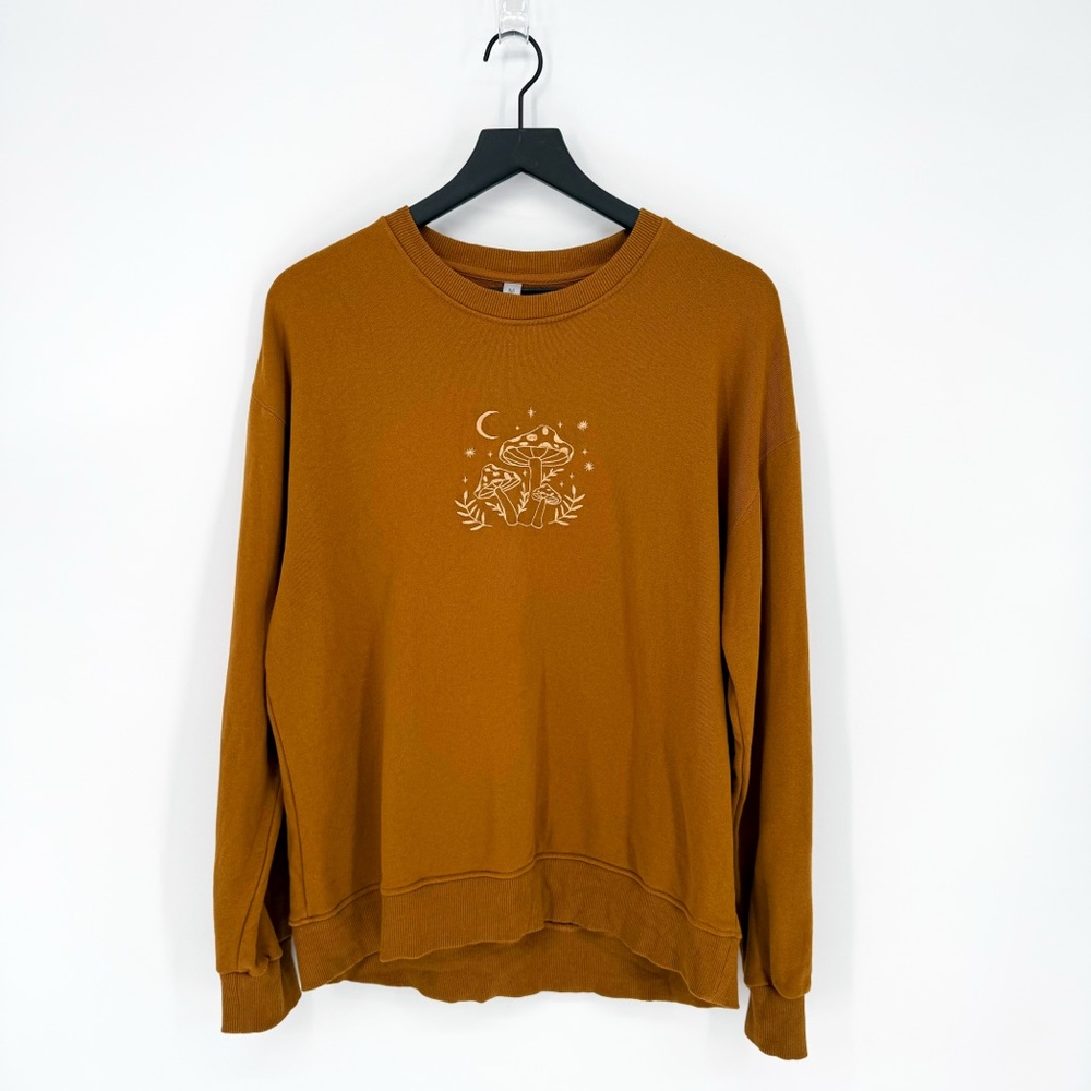 ☀️ 3/$25 Mushroom Embroidered Neutral Pullover Sweatshirt Brown Medium